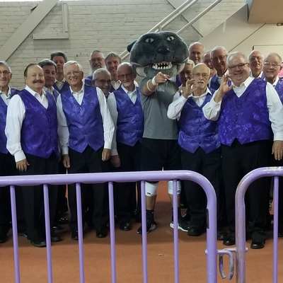 Chorus with Willie the Wildcat